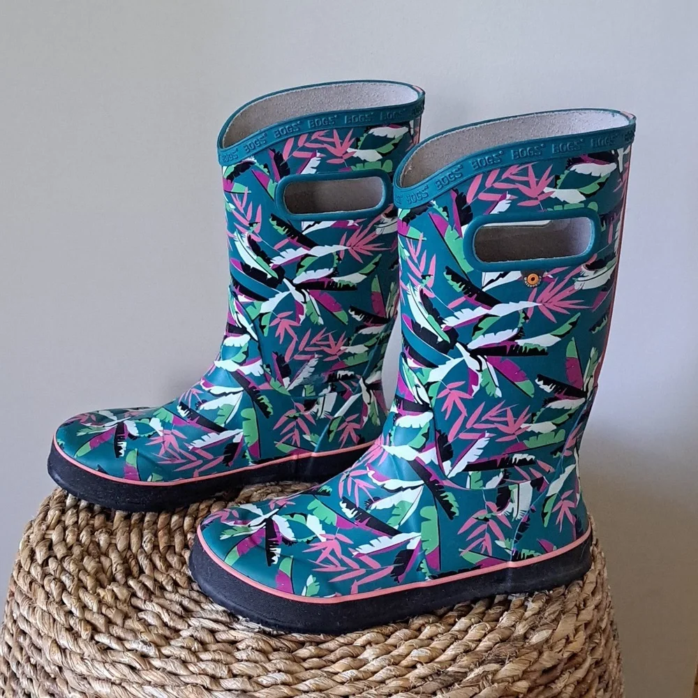 BOGS Youth Girls Rainbow Palm Print Waterproof Pull On Tall Rain Wellie Boots S6